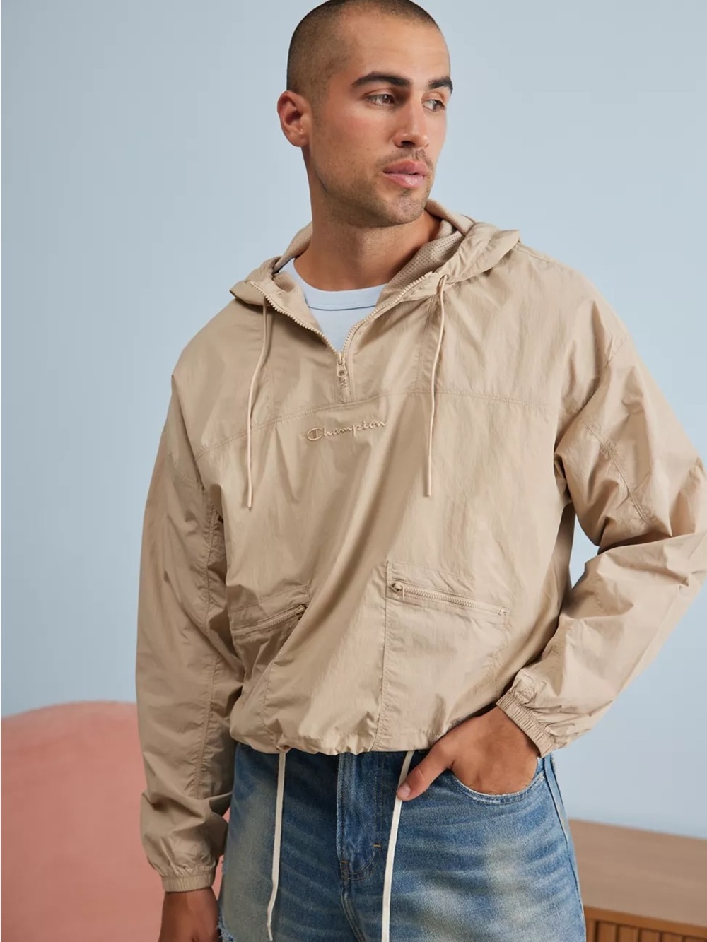Champion UO Exclusive Men’s Tan Hooded Windbreaker Anorak Jacket S Lightweight